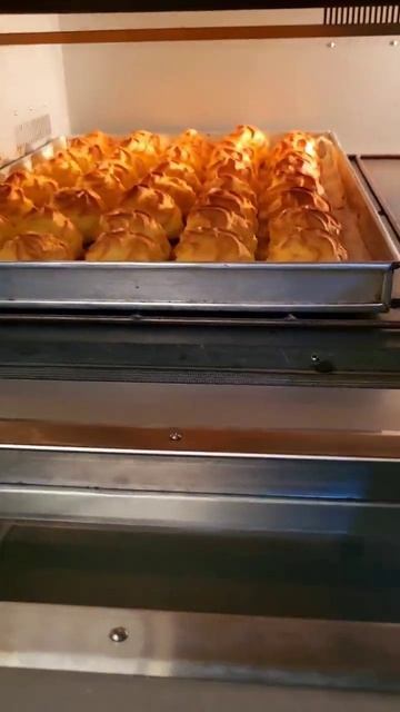 produksi 50 box kue soes untuk pesenan #sweetbutter #shorts смотреть онлайн