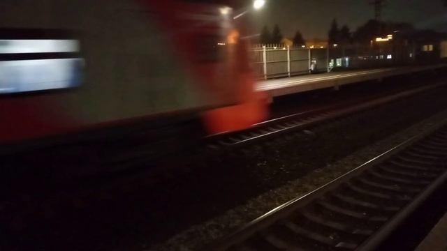 Двойной Электропоезд Ласточка эс2г-010+эс2г-007 Следует с резервом Колпино смотреть онлайн