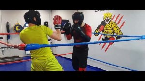 Тренировки без остановки 👍💪🥊🥊🥊
https://t.me/box_zayakinteam