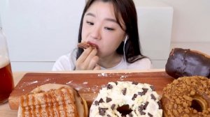 ASMR Cream Donut Mukbang 랜디스도넛 먹방 🍩 초코도넛부터 글레이즈드도넛까지! Randy's Donuts No talking Desserts Chocolate