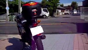 HONDA CB223S 美女とタンデム ホンダ・CB223S MC40