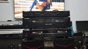 Equalizer Kenwood ge 1100 pioneer gr 333 555 777 & MISSION cyrus one & siemens rl 400