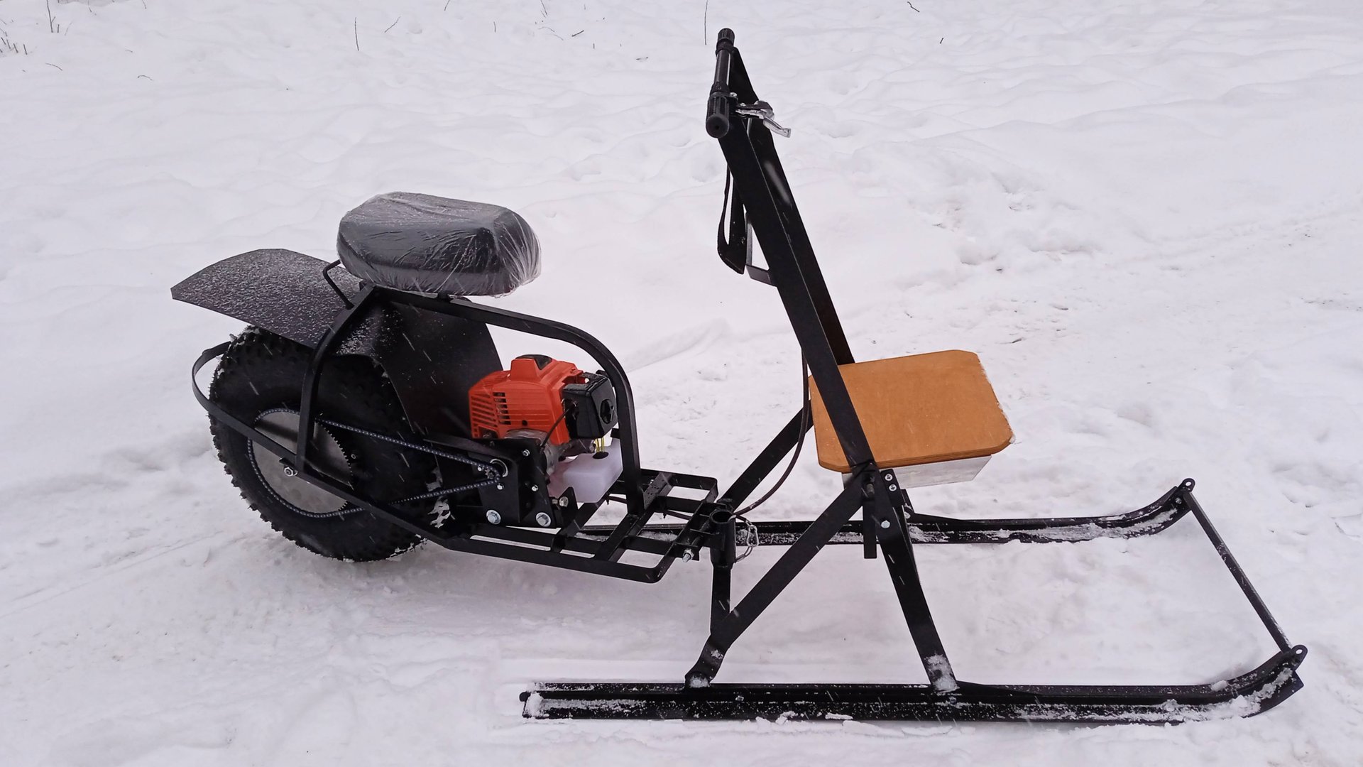 Видеоинструкция сборки мотосаней на примере " Термит" 2025г. смотреть онлайн