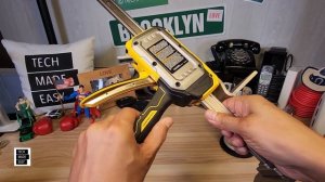 DeWalt Construction Jack  DWHT83550