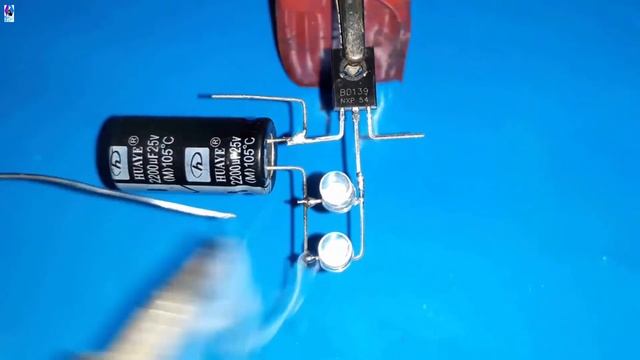 Top 5 Electronic Project Using 5mm Led in4007 diode BD139 Relay BC547 & More Eletronic Components смотреть онлайн