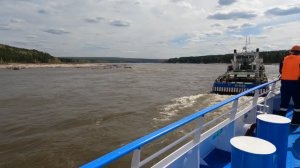 Прохождение Казачинского порога р. Енисей май 2024г.