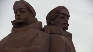 Рига памятник красным латышским срелкам 3 9 2015