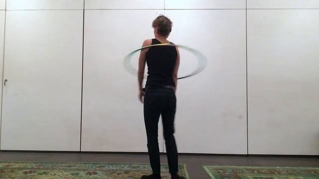 Hula Hoop Trick Mastery mit Annik смотреть онлайн