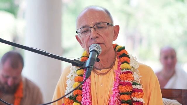 2024.10.17 - Дикша ретрит - Ягья (Говардхан) смотреть онлайн