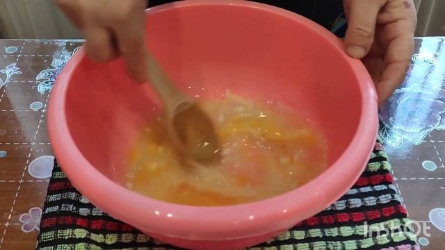 Настоящий украинский борщ с пампушками. Пошаговый рецепт для молодых хозяюшек. смотреть онлайн