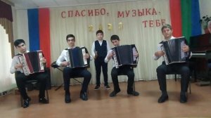 Ата джуртум. Карачаевские мелодии на гармошке.