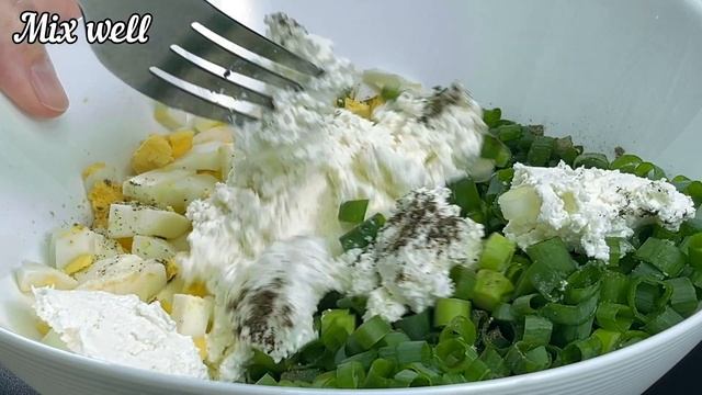 Zalivnoy tort z twarogiem, cebulą i jajkiem, przepis na ciasto kefirowe. Pyszne!!!