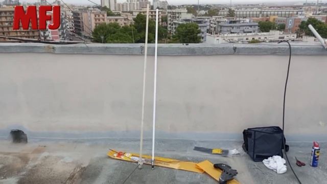 INSTALLAZIONE ANTENNA TRI-BANDA MFJ-1532 смотреть онлайн