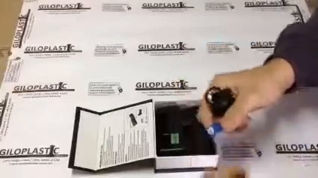 Lanterna Recarregavel 8468 LED CREE Q5 Super Forte e Compacta смотреть онлайн