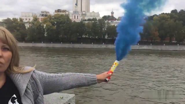 Дымовая шашка Супер, факел дымовой синий 60 сек смотреть онлайн