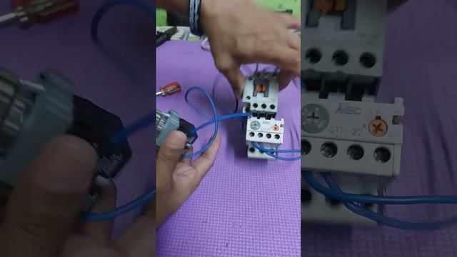 Contactor, Overload and Selector Switch смотреть онлайн