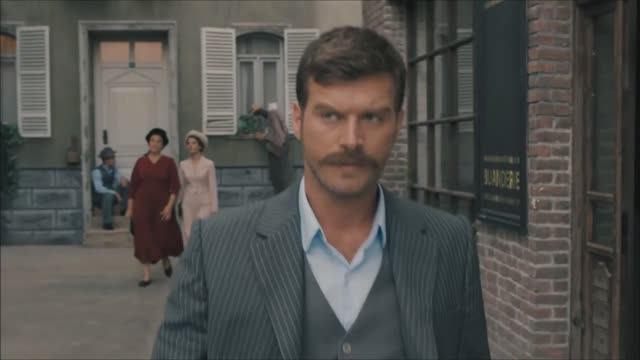 Заблудились. (17-я серия из клип-версии к турецкому сериалу "Курт Сеит и Александра"). смотреть онлайн