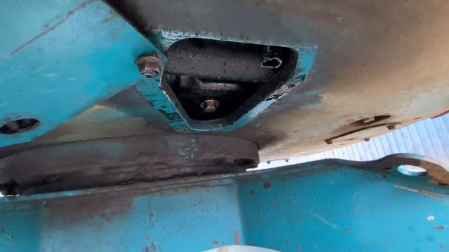 Как обслужить мини экскаватор после покупки