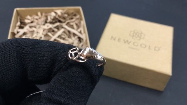 !Кольцо 096730 из красного золота 585 пробы с фианитами смотреть онлайн