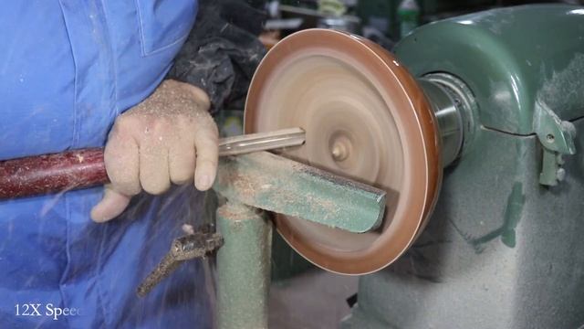 Woodturning | Resin and Maple Burl Bowl - First time buffing! смотреть онлайн