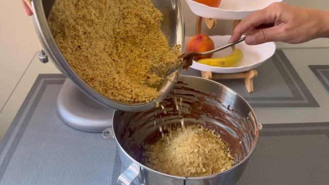 Пирожное картошка 🥔 из бисквита (обалденно вкусно )👍🧁🥔🍫 смотреть онлайн