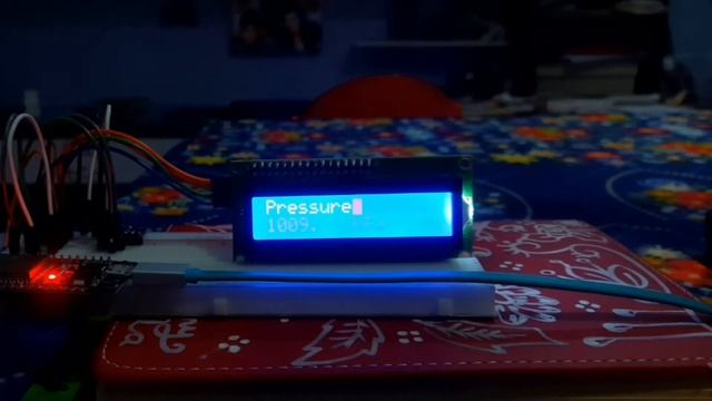 Weather Station : Integrating BMP280 Sensor and LCD Display with ESP32 смотреть онлайн