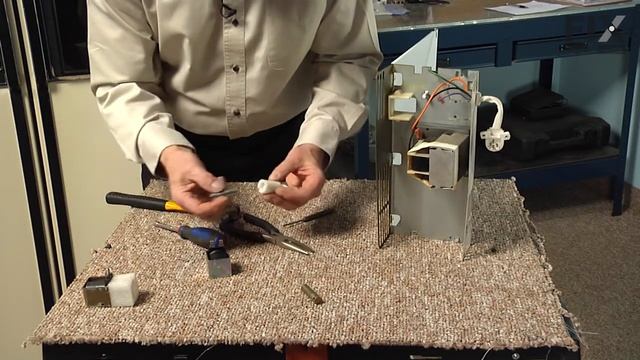 GE Refrigerator Repair – How to replace the Crushed/Cubed Ice Solenoid Kit смотреть онлайн