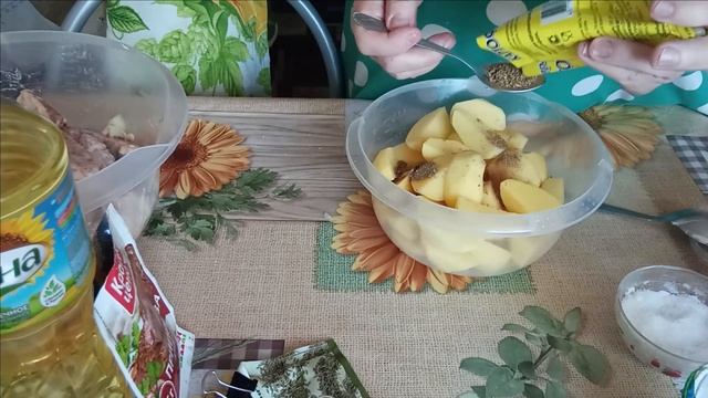 ПОТРЯСАЮЩИЕ РЕБРЫШКИ С ГОТОВОЙ СМЕСЬЮ ОВОЩЕЙ И КАРТОШКОЙ смотреть онлайн