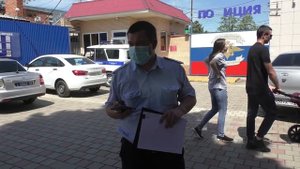 МЕНТ ОБОСР@ЛСЯ на глазах сотни... (жесть)