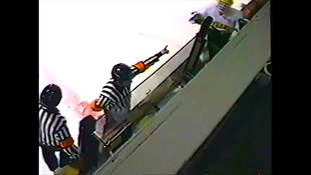 Lumen Christi Hockey vs Grand Rapids Catholic Central 🗒12-3-93 | VHS смотреть онлайн