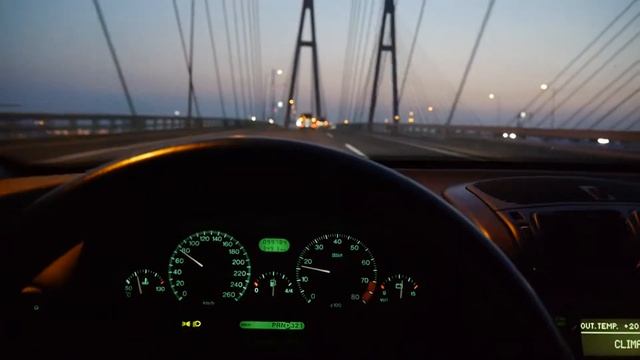 伊勢湾岸道大吊橋をLancia Kappaで駆け抜ける смотреть онлайн