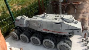 "Clone Turbo Tank" constructed of 10180 LEGO pieces - LEGOLAND Deutschland