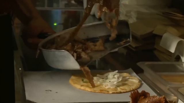 Pourquoi les menus à 5€ ne coûtent que 5€ смотреть онлайн