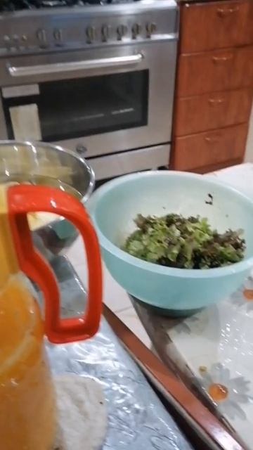 Fresh Orange juice #shorts @threekidsvlogs17 смотреть онлайн