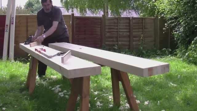 08. How To Build A Workbench - (Part 2) Planing And Preparing The Top｜Paul Sellers