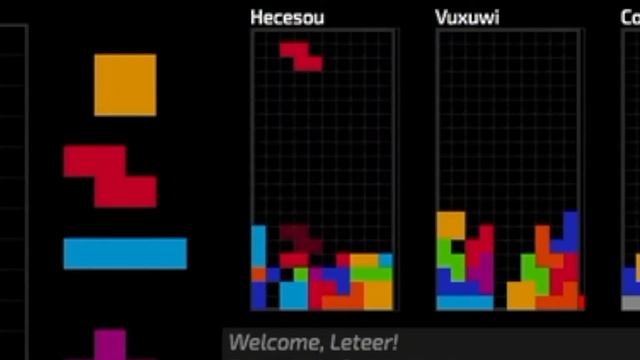 Spoon forces friends to play Tetris (ft. Avery Swanson and Vayento) смотреть онлайн