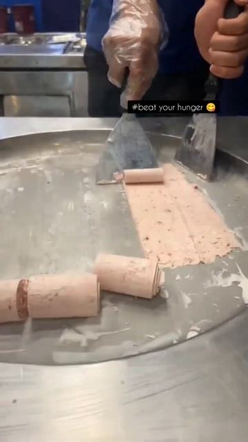 strawberry cheesecake icecream roll🤤 || #beatyourhunger #helthyfood #imhungry #youtubeshorts #short смотреть онлайн