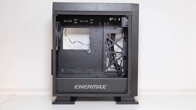 [Cowcot TV] Présentation boitier ENERMAX SABERAY смотреть онлайн