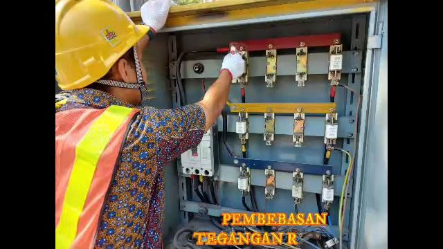 Safety firs...Urutan Pekerjaan Mutasi Trafo Distribusi PLN ULP Belanti,UP3 Padang, Sumatera Barat смотреть онлайн