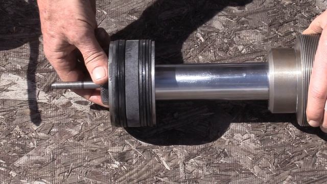 Repair Hydraulic Cylinder #4  "GearHead In Depth"