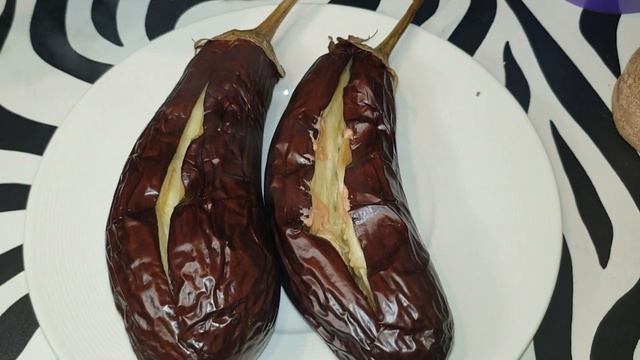 Я могла бы есть эти баклажаны каждый день! Простой, быстрый и вкусный ! Никакой жарки!