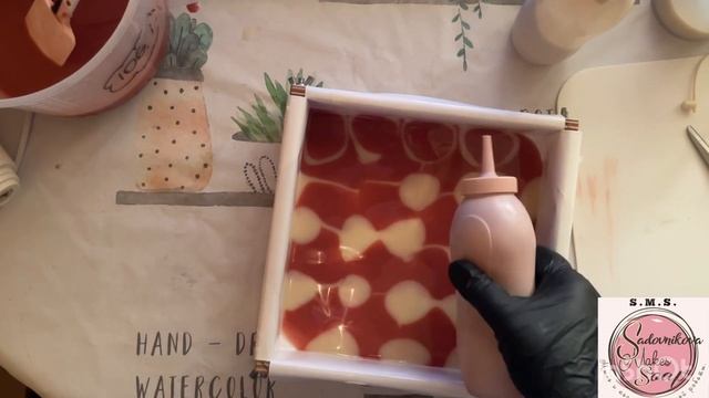 Танцующая воронка. Мыло с нуля холодным способом Рецепт#coldprocesssoap #мыло #soapmaking #мылоснул