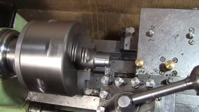Нарезание РЕЗЬБЫ РЕЗЦОМ из Р6М5 на ЗАКАЛЁННОМ удлинителе