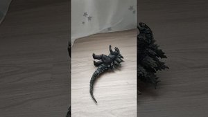 обзор игрушки Годзилла