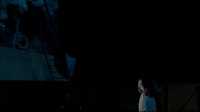 Коктейль со льдом смотреть онлайн