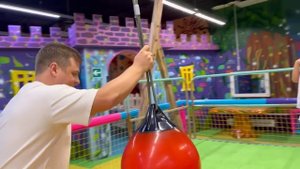 НИКА ДЕЛАЕТ ВСЁ ЧТО ЗАХОЧЕТ!