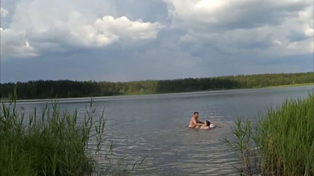 Открыли купальный сезон