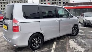 Toyota Noah II R70, 2008