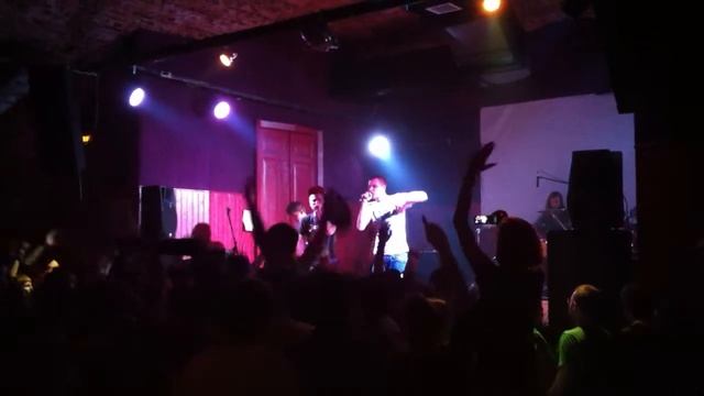 Anacondaz - Подождем (Игорёк cover) @MOD, Spb, 17.09.11 смотреть онлайн