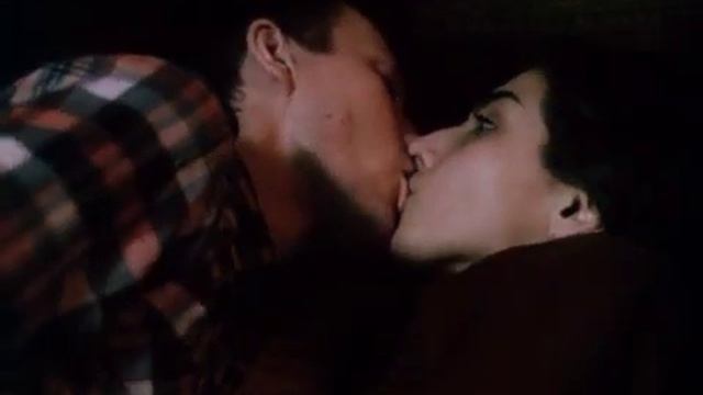 Любовь  Год выхода: 1992 Страна: СССР Жанр: мелодрама Режиссер: Валерий Тодоровский